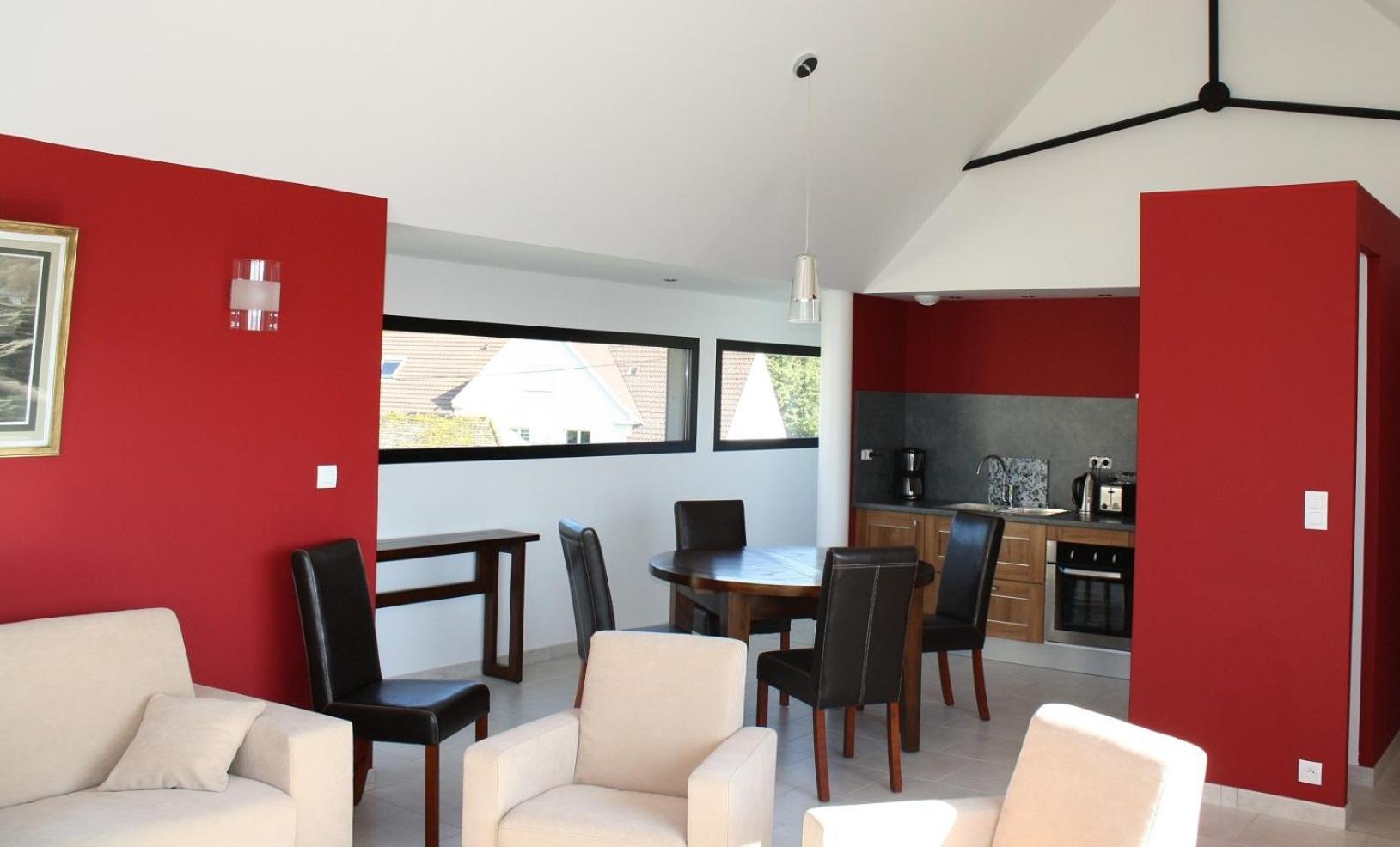 Apartment Arromanches: Beachfront Retreat Near Bayeux Asnelles