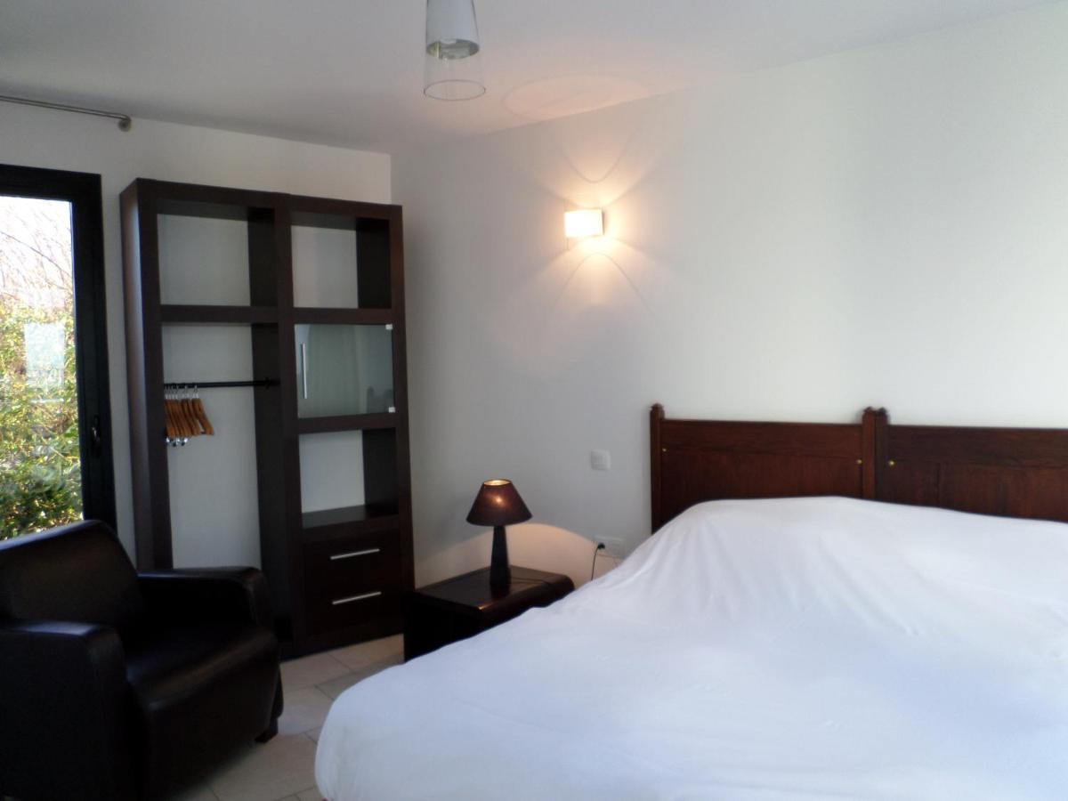 Apartment Arromanches: Beachfront Retreat Near Bayeux Asnelles